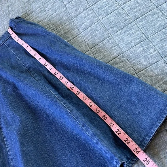 ST JOHNS BAY 100% Cotton Lightweight Denim Cottage Blue A Line Midi Skirt | 8 - Picture 4 of 6